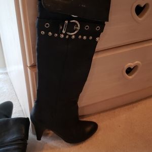 Womens gently worn size 7 boot